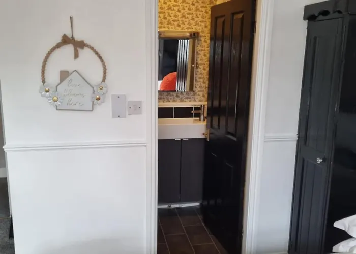 Virginia Cottage Guest House
